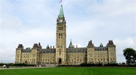 Peace Tower at Parliament Hill Ottawa Canada - FREE Tours