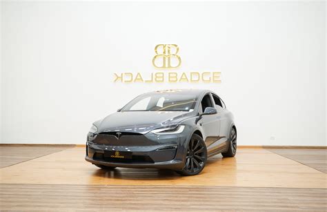 TESLA MODEL X PLAID