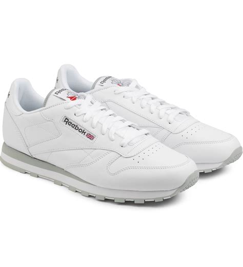 Reebok White Cl Leather Low Top Sneakers in White for Men | Lyst