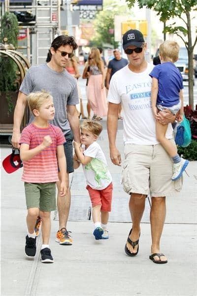 Matt Bomer Steps Out With His Partner And Kids | Matt bomer, Matt bomer ...