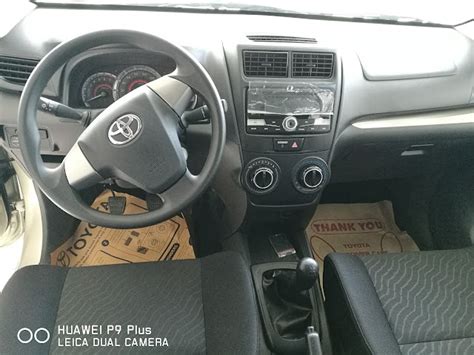 PHOTOS: Toyota AVANZA 1.3E – Interior And Exterior