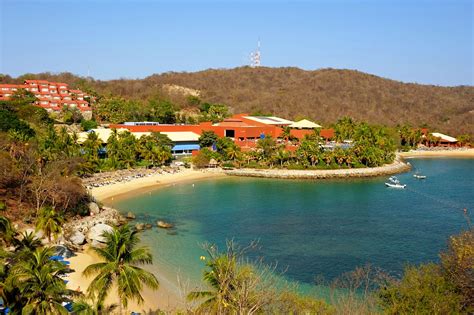 Las Brisas Huatulco | Christine Loves to Travel