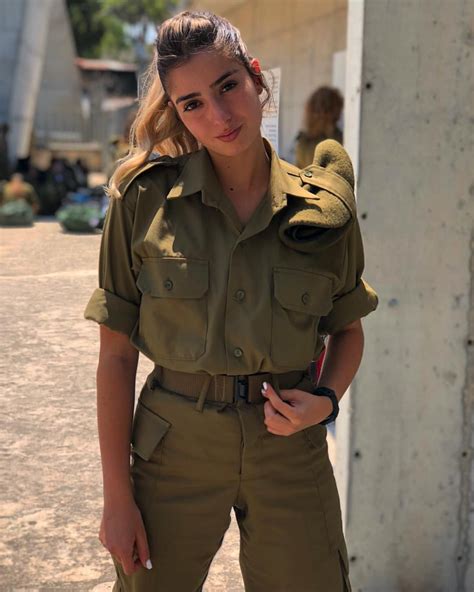 Amazing WTF Facts: Beautiful Israeli Military Women