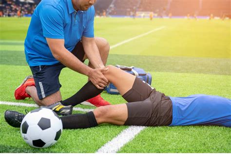 5 Common Injuries That Sideline Football Players - AICA Orthopedics