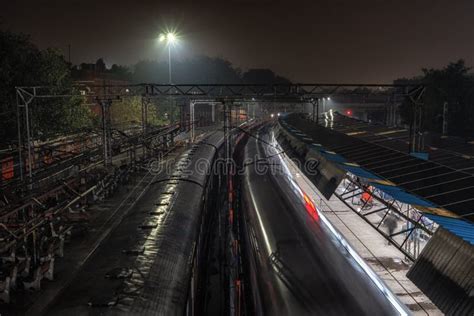 Old delhi station at night stock image. Image of railway - 170735465