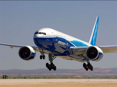 Lịch sử hào hùng của chiếc máy bay Boeing tốt nhất thế giới