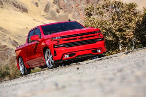 Chevrolet Silverado 1500 2019-2021 2-4" / 6" Belltech Lowering Kit - Switch Suspension