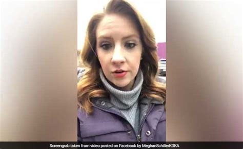 Cops Called For "Crazy Lady Talking To Herself" Find Anchor Doing Facebook Live