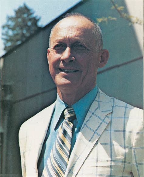 Oregon Track & Field coach Bill Bowerman 1972. ©University of Oregon Libraries - Special ...