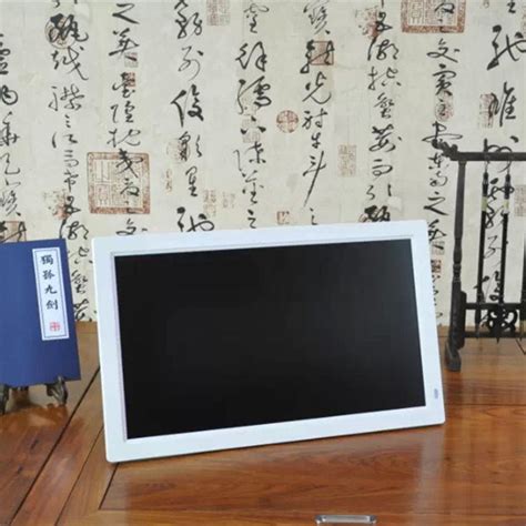 22 Inch Large Big Size Wall Mount Digital Picture Frame Video Loop - China 22 Inch Digital ...