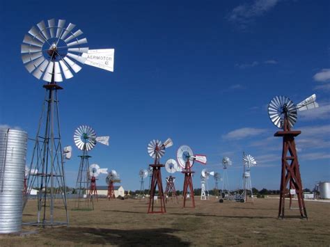 This Windmill Park Is The Most Unique Roadside Attraction In Texas