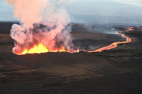 Mauna Loa Webcam: Watch The Hawaii Volcano Eruption Live