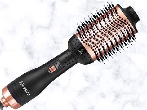 Best Blow Dry Brush for Fine Hair in 2023