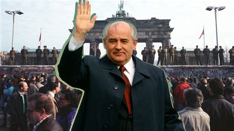 How did the Soviets react to the fall of the Berlin Wall? - Russia Beyond