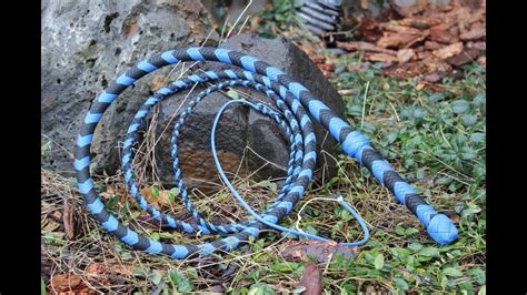 How to Make a Paracord Bullwhip - Start to Finish Tutorial - YouTube