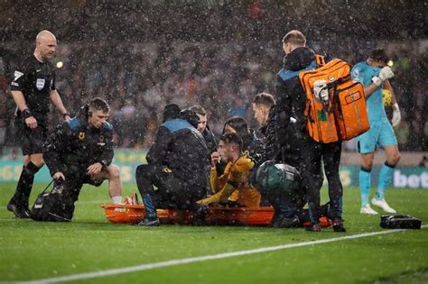 Gary O'Neil provides early Pedro Neto injury update after Wolves handed ...