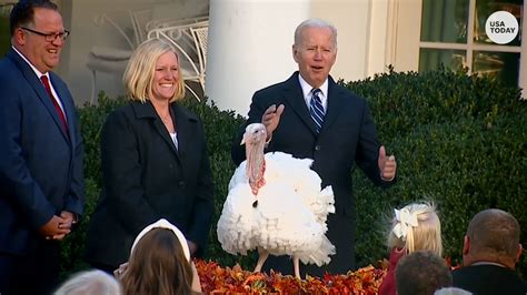 President Joe Biden pardons Indiana turkeys Peanut Butter and Jelly