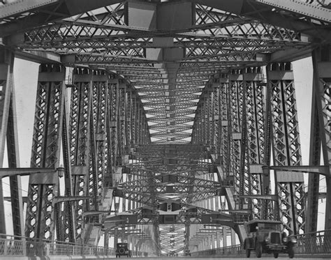 A Bridge to Connect: The Construction of Sydney's Iconic Harbor Bridge