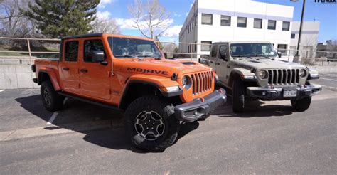 Mojave vs Rubicon Gladiator Hands-On Comparison Video – 2020+ Jeep ...