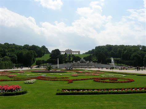 martha's vienna: Schönbrunn Palace Gardens in Summer