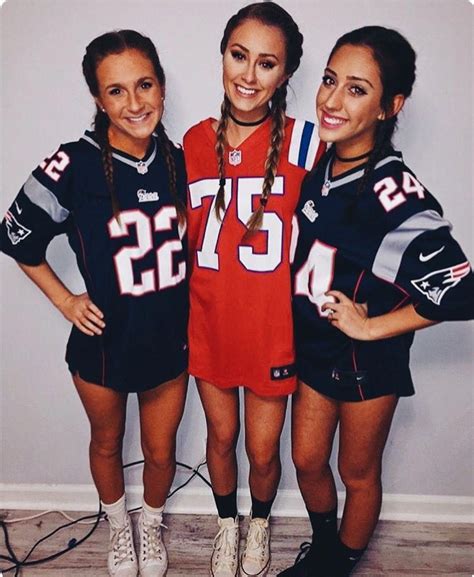 instagram → calynebiddle #besthalloweencostumes | Trendy halloween costumes, Sports day outfit ...