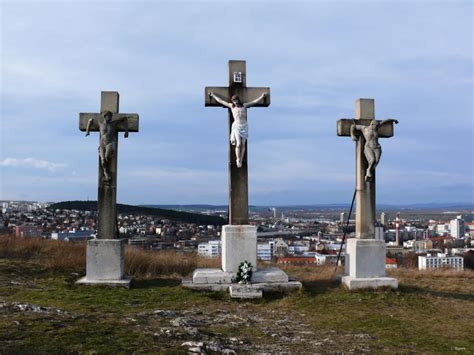 Golgotha Hill: The Place of the Crucifixion