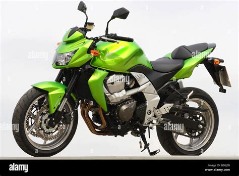 Kawasaki Z750 motorcycle Stock Photo - Alamy