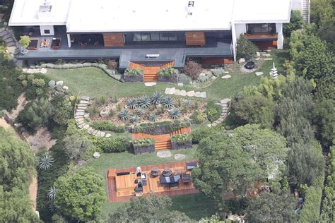 Jennifer Aniston Divorce Selling Bel Air Mansion House