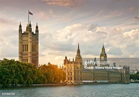 9,957 London Parliament Building Stock Photos, High-Res Pictures, and ...