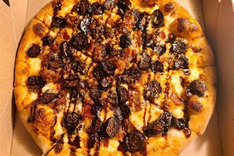 Best Pizza in Madison, WI: 11 Top Pizzerias! (2024)