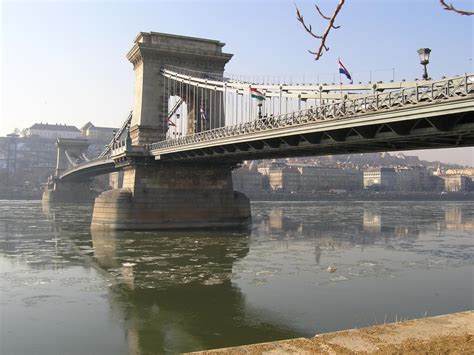 Széchenyi Chain Bridge (Budapest, 1849) | Structurae