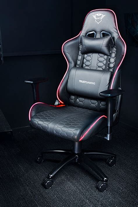 Experience Gaming in Style with the Rayza RGB-Illuminated Gaming Chair