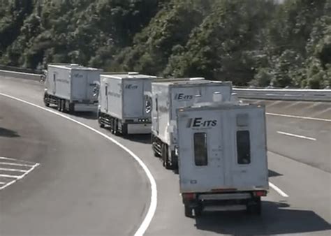 Video: Convoy Of Self-Driving Trucks Hits The Road | CDLLife