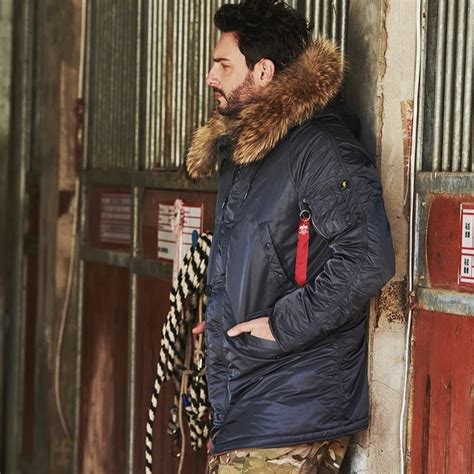 Actualizar más de 78 chaqueta frío extremo hombre mejor - kenmei.edu.vn