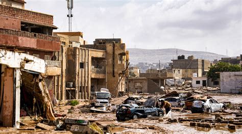 Flooding leaves thousands dead, missing in eastern Libya after dams ...