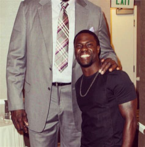 Kevin Hart just posted this photo of him and Shaq - Meme Guy