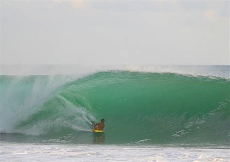 Bodyboarding in Hawaii | To-Hawaii.com