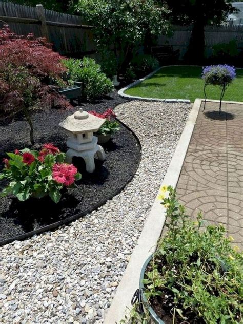 70 Magical Side Yard And Backyard Gravel Garden Design Ideas (1 | Small front yard landscaping ...