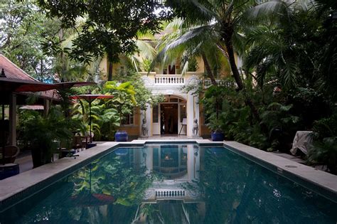 Where to Stay in Phnom Penh: The Best Hotels and Neighborhoods - Happy ...