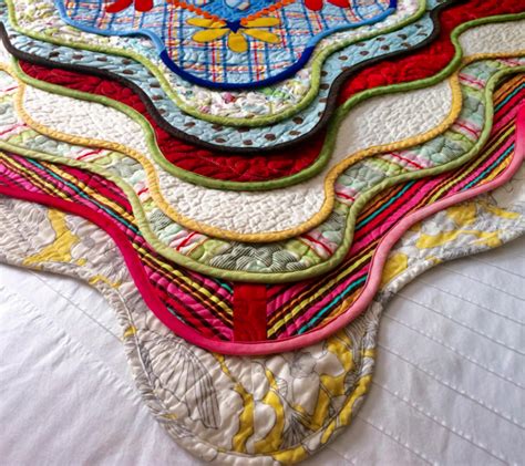 Free Quilt Tutorial: Scallop Border Tutorial | I Sew Free