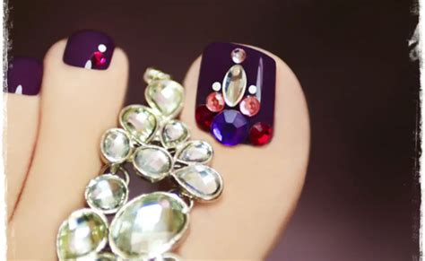 12 Nail Art Designs For Your Toes