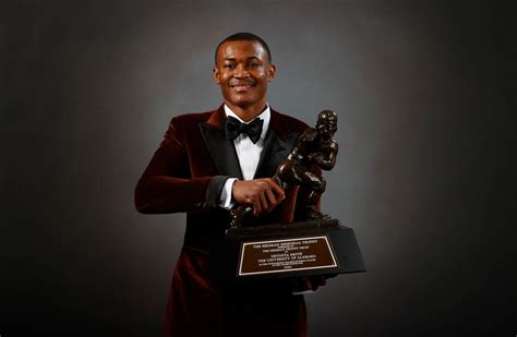 Heisman Trophy: Alabama’s DeVonta Smith becomes 1st receiver to win in 29 years – Daily News