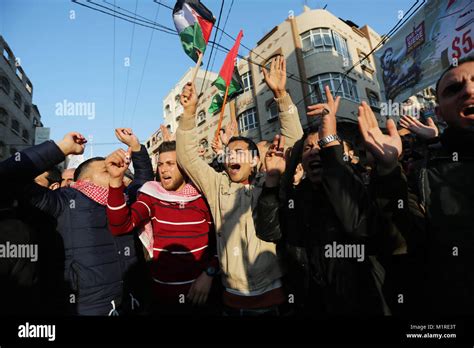 Jabalia, Gaza Strip, Palestinian Territory. 1st Feb, 2018. Palestinians ...