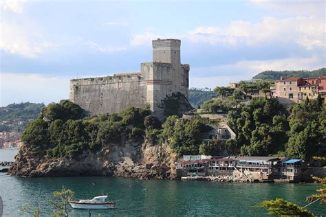 Lerici Castle - Nomads Travel Guide