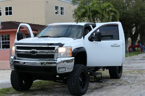 well maintained 2007 Chevrolet Silverado 2500 custom for sale