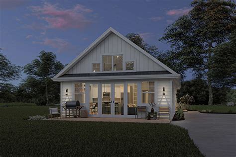 Modern Farmhouse Plan: 1,200 Square Feet, 2 Bedrooms, 2 Bathrooms - 1462-00032