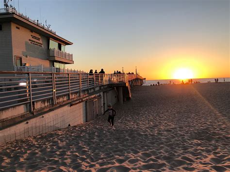 Hermosa Beach pier at sunset | Hermosa beach pier