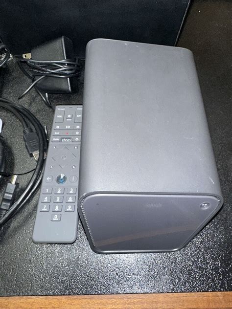 Xfinity XG2v2-P And X86-a Modem HDTV Cable Box w Voice Remote Power ...