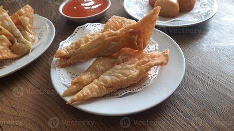 Pangsit, Pangsit Goreng, delicious Pangsit Ayam Goreng or Chicken Fried Dumpling, Indonesia ...