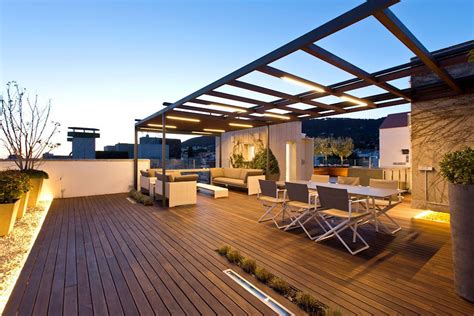 Terraza en barcelona, garden center conillas s.l | homify | Rooftop ...